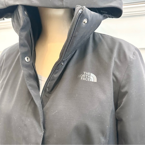 The North Face Women's Large Midweight Hooded Woodmont Parka Jacket Black EUC - Picture 3 of 9
